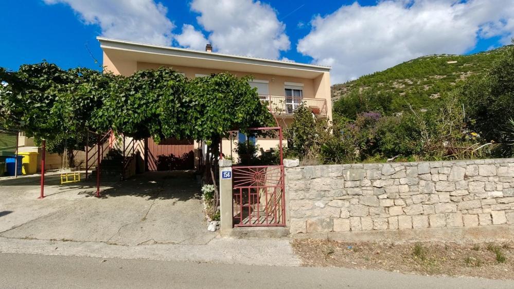 Apartman Dolores Kuciste Esterno foto