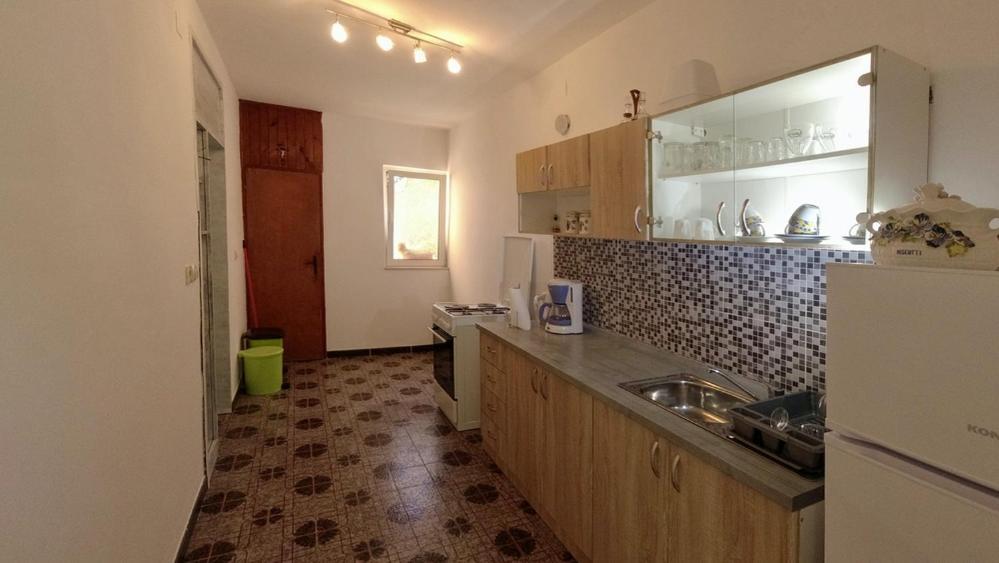 Apartman Dolores Kuciste Esterno foto